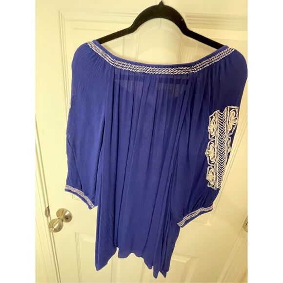 Catherine’s women’s blouse 2X royal blue embroidered - Picture 2 of 5